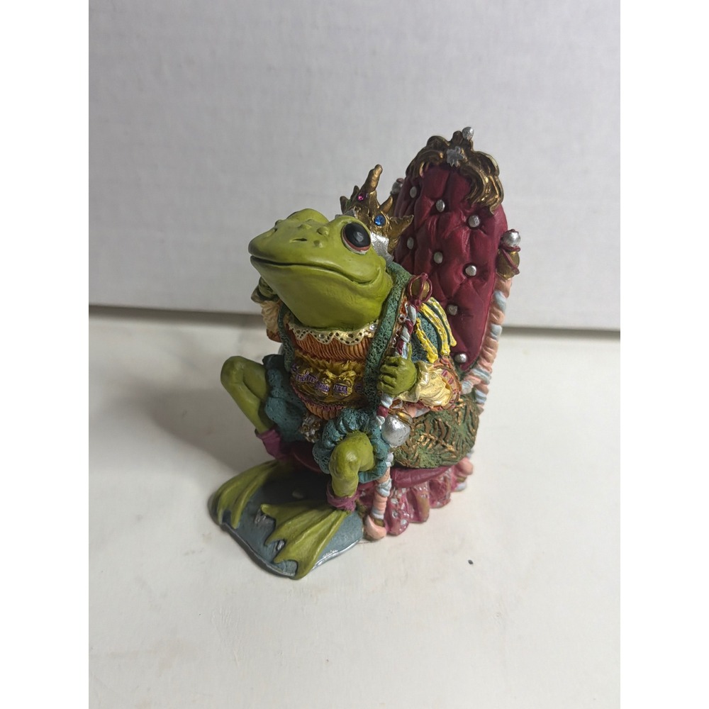 King Ribbit Camelot Frogs Sculpture Collection 1996 HC Frog Prince Figurine